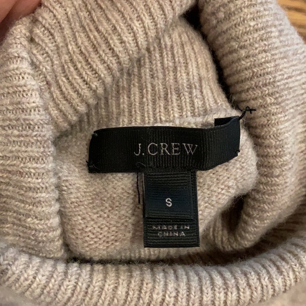 J crew sweater - Picture 2 of 5